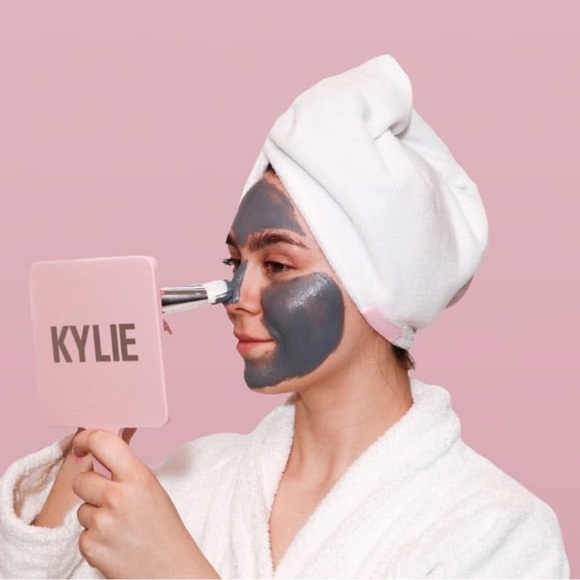 Kylie Cosmetics Other - Kylie Jenner Quick dry hair towel